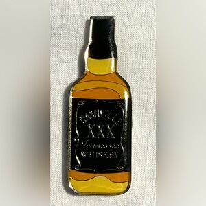 “Nashville XXX Tennessee Whiskey” Collectible Souvenir Magnet. Bottle-Shaped